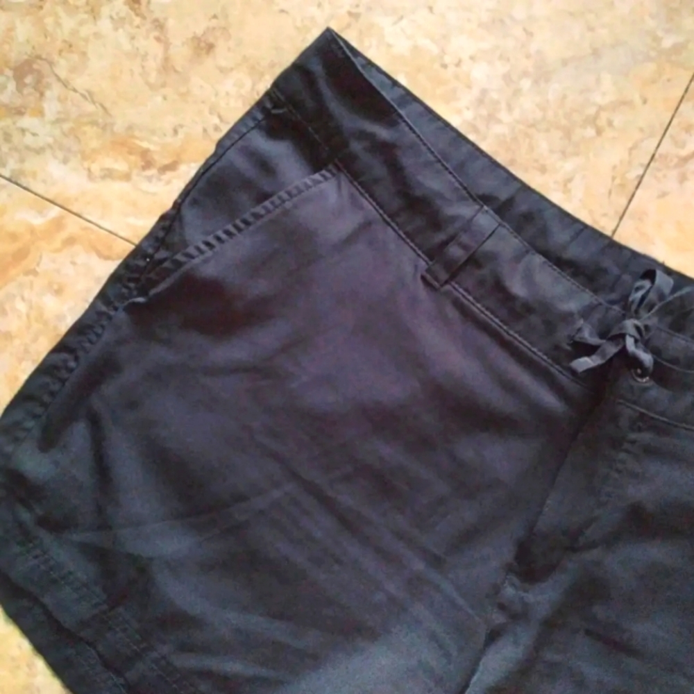 Magellan Outdoors Fish Gear Falcon Lake shorty shorts | Black, size XL - Picture 2 of 8